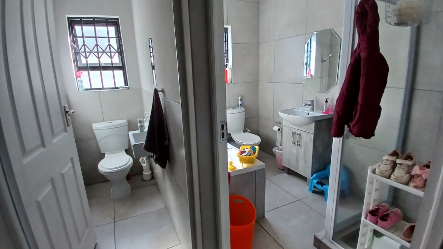 To Let 3 Bedroom Property for Rent in Fairview Eastern Cape